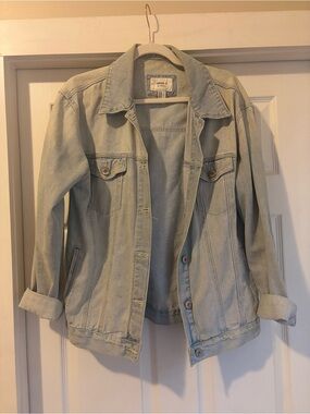 Forever 21 Light Wash Denim Jean Jacket